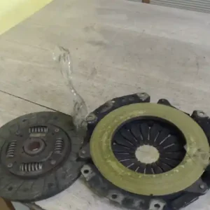 Árcsökkenés KIA RIO 2000.04-2005.06 Kuplung szett szerkezet,tárcsa 1.3 i bontott alkatrész