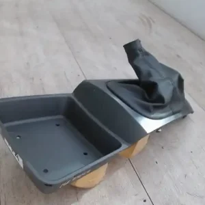 Korlátozott ajánlat KIA Rio 2005.06 - 2011.08 Váltószoknya bontott alkatrész