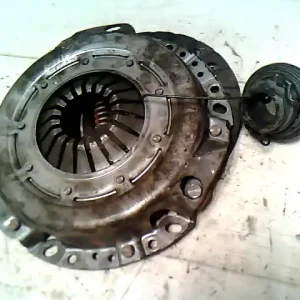 Kihagyhatatlan ajánlat LADA 2104 Kuplung szett szerkezet,tárcsa 1.3 b bontott alkatrész