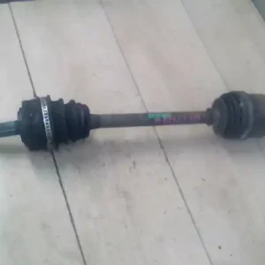 Árengedmény LADA SAMARA Bal első féltengely 1.3b bontott alkatrész