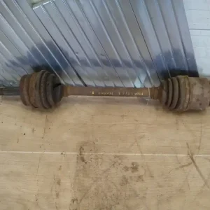 LADA SAMARA Bal első féltengely 1.3b bontott alkatrész Végkiárusítás