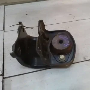 Csak ma LANDROVER FREELANDER Sebességváltó tartó bak bontott alkatrész