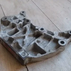 Azonnali szállítás LANDROVER FREELANDER 2006-2014 Tartóbak bontott alkatrész