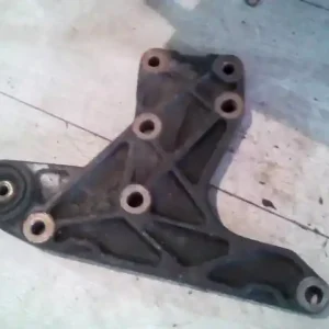 LANDROVER FREELANDER 98-04 Sebességváltó tartó bak bontott alkatrész Kedvezmény