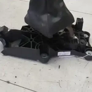 Kedvezményes ár MAZDA 2 03.04-07.11 Váltókar manuális bontott alkatrész