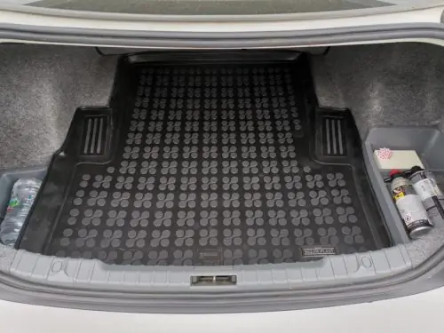 Kiárusítás Rezaw fekete gumi csomagtértálca BMW3 E90 Sedan 2004-2012 (232107)