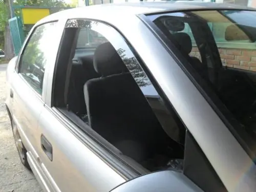 Sporty 2 darabos légterelő Opel Vectra B 4?5 ajtós 1996-2002 (F1718) Végkiárusítás