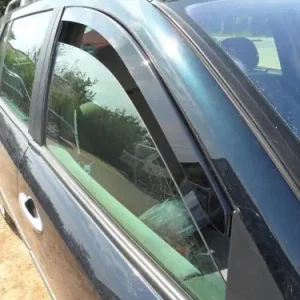 Sporty 2 darabos légterelő Renault Laguna 5 ajtós 2001- (F1923) Kihagyhatatlan ajánlat