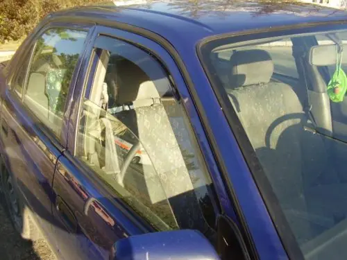 Kedvezményes ár Sporty 2 darabos légterelő Toyota Corolla E110 4?5 ajtós 1995-2000 (F2511)