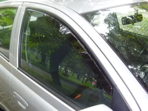 Prémium Sporty 2 darabos légterelő Toyota Yaris 5 ajtós -2005 (F2515)