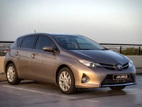 Gyors kiszállítás Sporty 2 darabos légterelő, Toyota Auris, 5 ajtós, 2012-