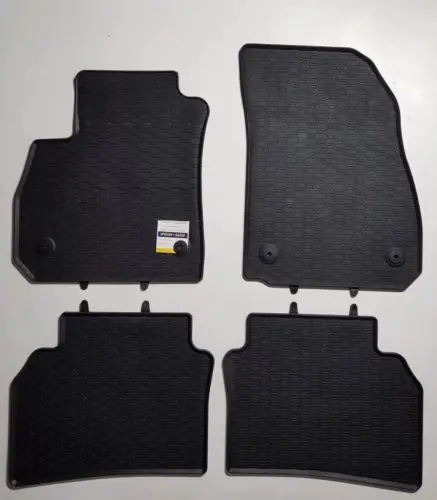 Expressz szállítás Méretpontos gumiszőnyeg Opel Insignia 2017-